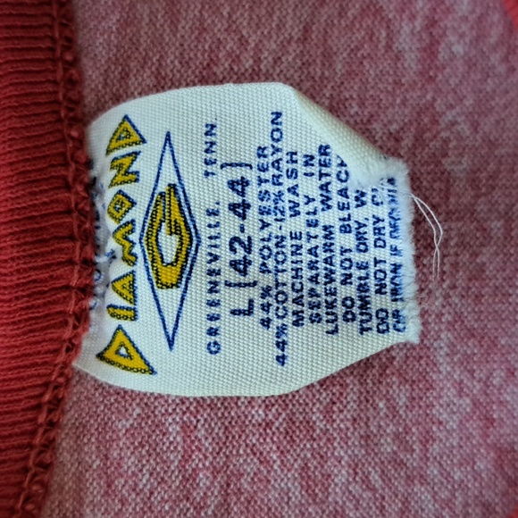 Mount Rushmore Cave Graphic Tee - Red - Picture 4 of 6